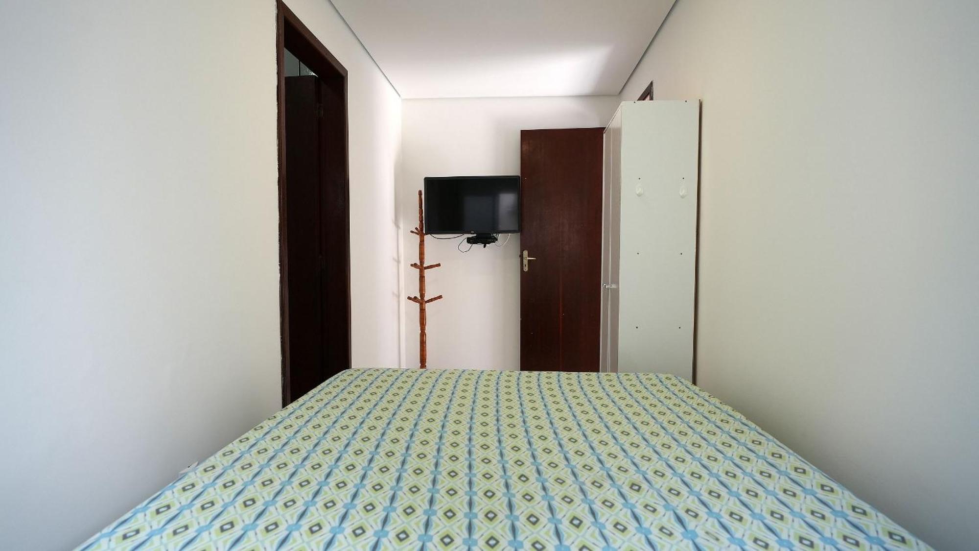 בומבינאס Residencial Adolfo - Mestre Naro מראה חיצוני תמונה